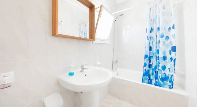 Двухместный номер Standard с видом на море Hostal Cala Llombards