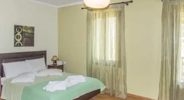 Alexandra Metoxi Skopelos