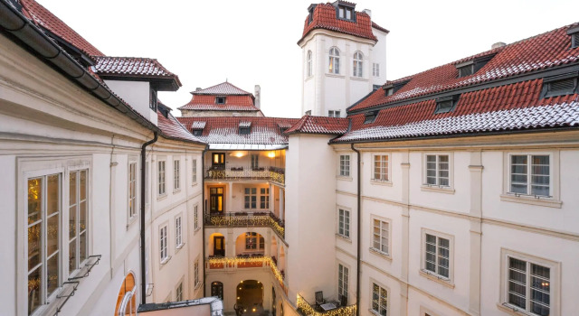 Iron Gate Hotel & Suites Prague by BHG
