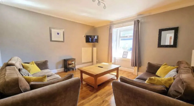 Cromarty Apartment, Забронировать Апартаменты/квартира Отели Инвернесс с парковкой, рядом с Природный заповедник Меркинч, Парковка
