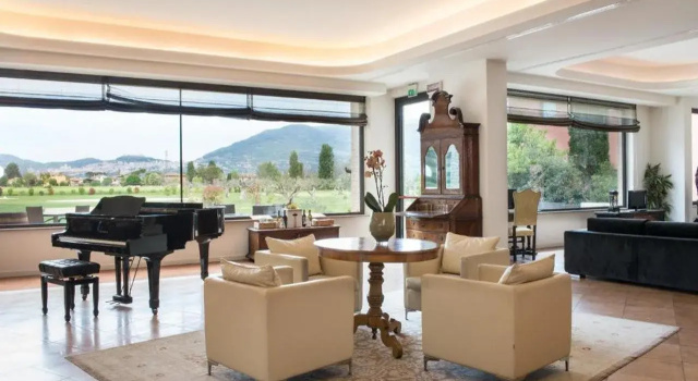 Hotel Valle di Assisi Spa & Golf, Buchen Sie Resort Business-Hotels in Assisi, 4* 5*