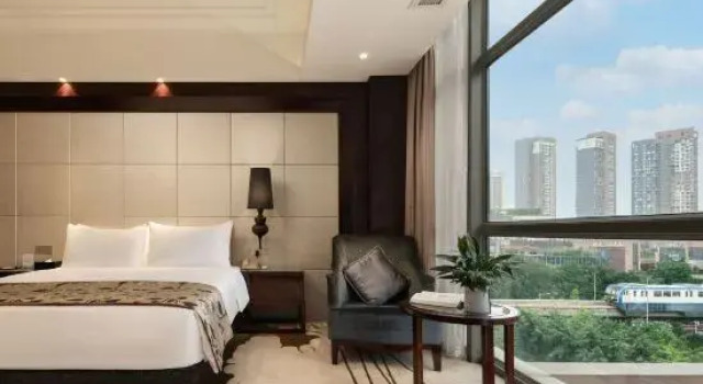 Люкс Deluxe Chongqing Kingtown Hotel