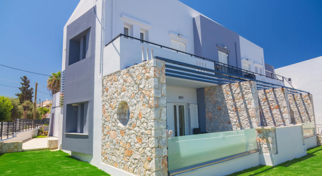 Nontas Suites