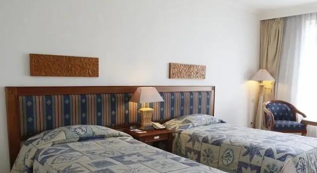 Deluxe chambre Resor Tuban Tropis