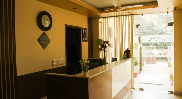 Asian Suites - The Pearl A-586, Забронировать Отель Гургаон 