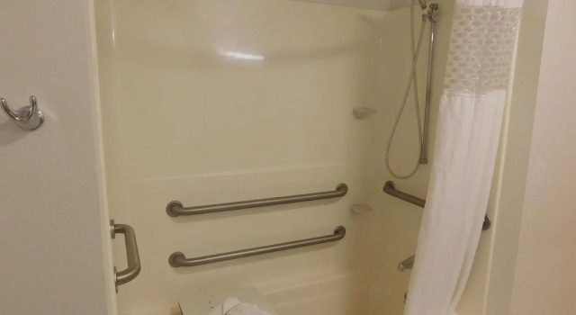 Двухместный люкс Hampton Inn Cortland