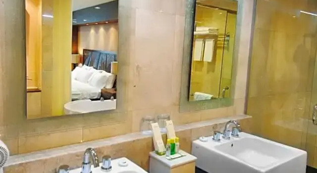 Suite Banana Inn Hotel