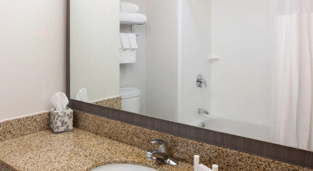 Двухместный номер Standard Courtyard by Marriott Cypress Anaheim / Orange County