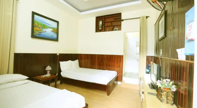 Четырёхместный номер Standard с балконом и с красивым видом из окна Homestay Hong Cong