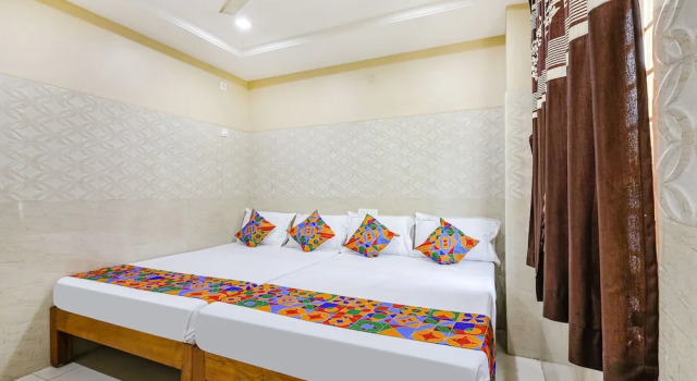 Номер Deluxe Fabhotel Sree Vishnu Bhavan