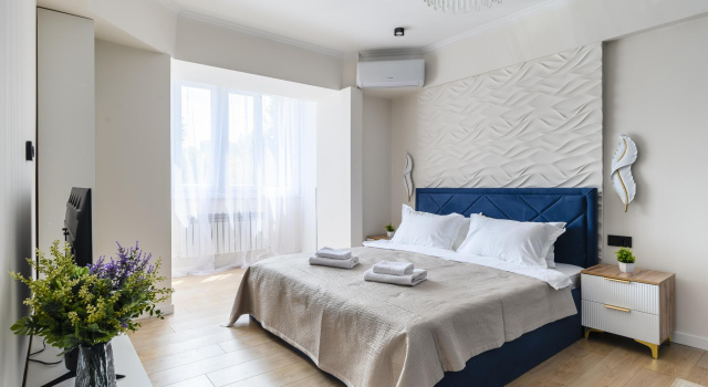 Almaty Apartments (Almaty Apartments) at 220/3 Nazarbayev Avenue, Boek Appartement Alma-Ata Kazachstan, in de buurt van Abay Metro Station