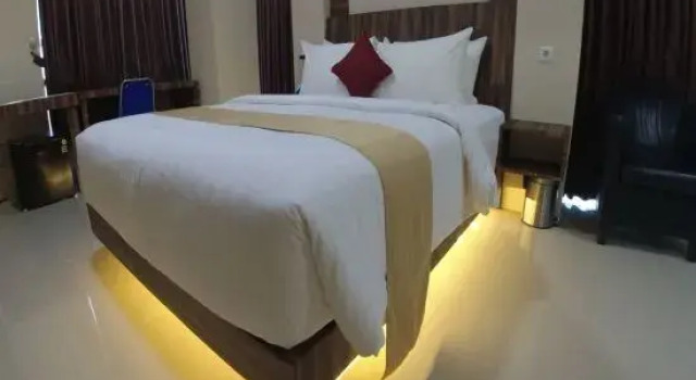 Номер Deluxe Great Cokro Edotel Lampung