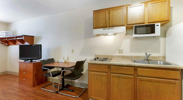Четырёхместный люкс Extended Stay America Select Suites - Phoenix - West
