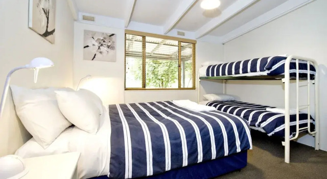Семейный коттедж с балконом Peppermint Brook Cottages