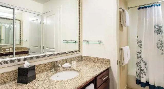Четырёхместный люкс Residence Inn San Diego Oceanside