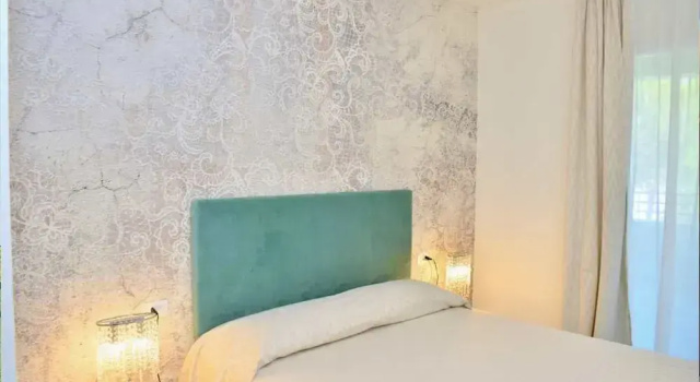 Modern Seaside Apartment With Pool, Prenota Appartamento Hotel a Veneto con parcheggio, Parcheggio