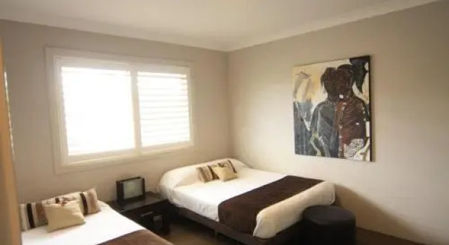 Oaks Pacific Blue 339', 270 Sandy Point Road - Huge Resort Lagoon Pool, Book Resort Corlette Port Stephens