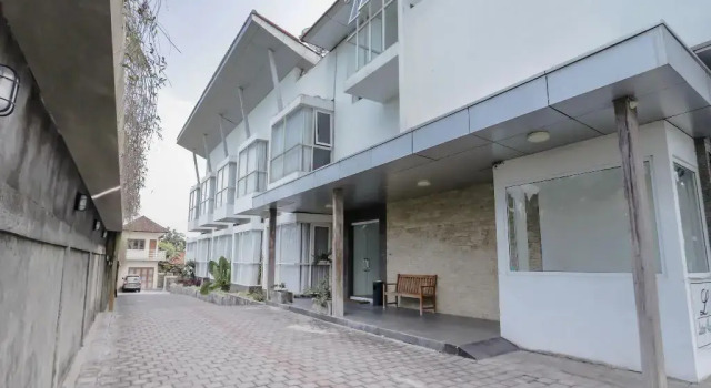 OYO 3980 Lestari Resindence, Rezervovat Penzión se snídaní Hotely v Bali s bazénem, Bazén