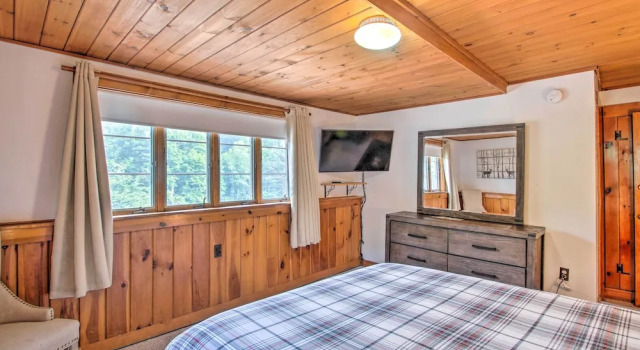 Beautiful Carriage House in Downtown Jackson!