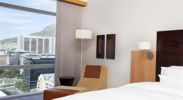 Двухместный номер Deluxe с балконом The Westin Cape Town