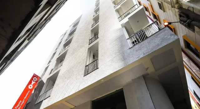 OYO Flagship 16840 Sky Height Residency