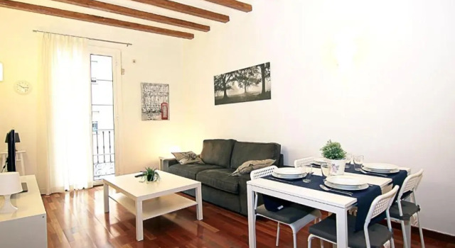 Апартаменты с 2 комнатами MUNTANYA - Apartments & one with Terrace next to Sagrada Familia