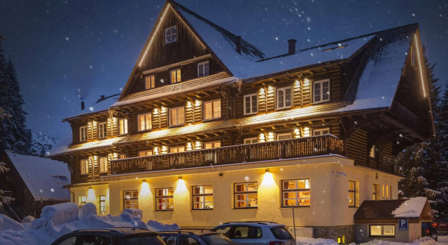 Hotel Mikulášska Chata, Book Hotel Demanovska Dolina 