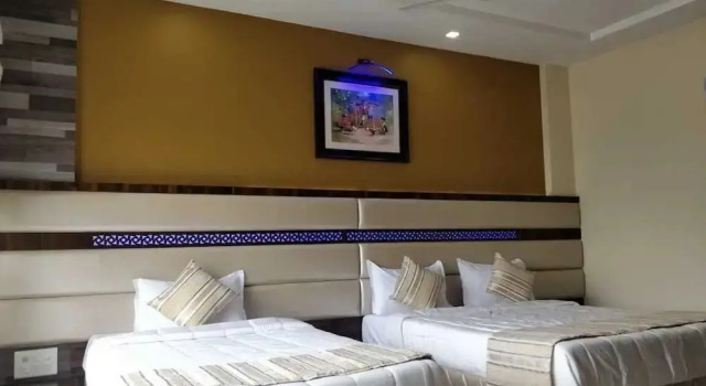 Hotel White House, Забронировать Отель Отели штата Махараштры 3 звезды, 3*