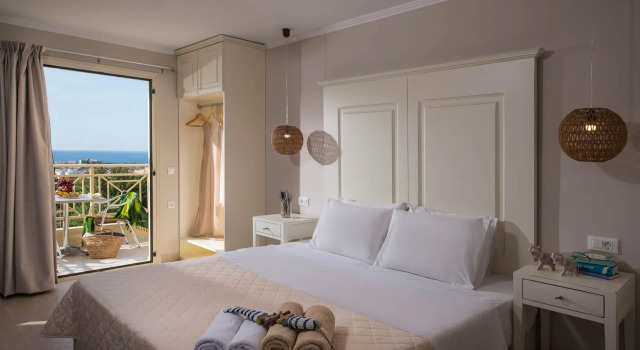 Полулюкс Sunset Premium с видом на море Notos Heights Hotel & Suites