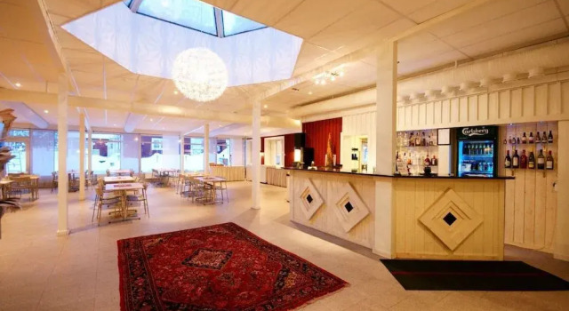 Örnvik Hotell & Konferens, Book Bed and Breakfast Hoteller i Lapland Sweden med parkering, Parkering