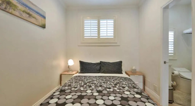1000#3 Renovated Home by Beach & Sand - AC & More!
