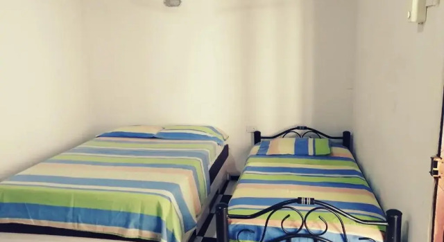 Четырёхместный номер Standard Hostal Maranatha - Hostel