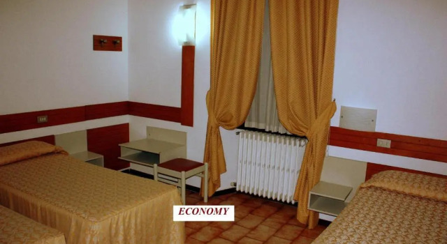 Трёхместный номер Economy Piccolo Hotel