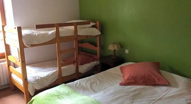 Chambres dhôtes - Domaine de la Grangeotte, Buchen Sie Hotel Labesserette Cantal