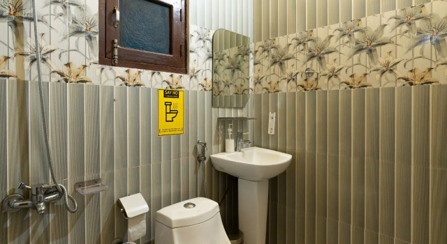 Кровать в общем номере The Hosteller Kasol