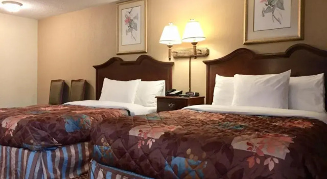 Четырёхместный номер Standard Scottish Inns Sturbridge