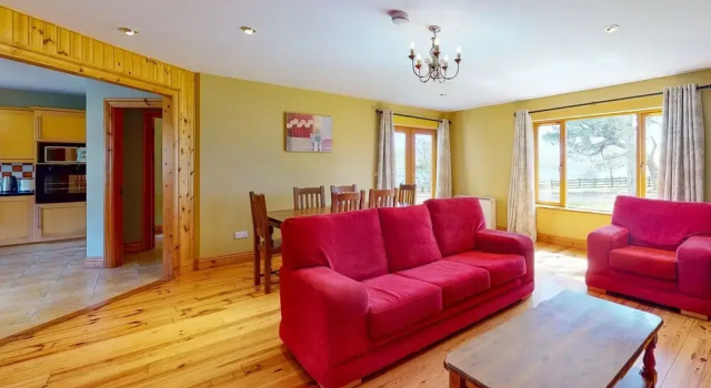 Courtyard Cottages, Book Hotel Hotels in Tralee with Parking, Parking