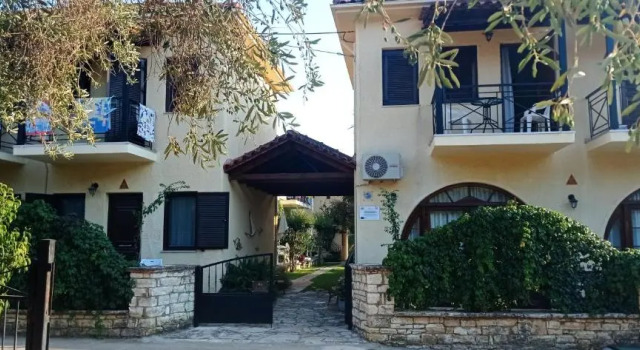 Raptis Aparthotel Sivota, Забронировать Отель Отели периферийной единицы Теспротия с парковкой, Парковка