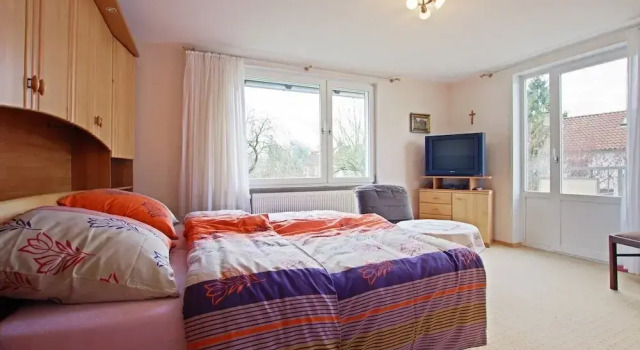 Conzeptplus Private Houses Hannover, Забронировать Отель Ганновер Нижняя Саксония, рядом с Театр "Коммедиа Футура" на заводе "Айсфабрик"