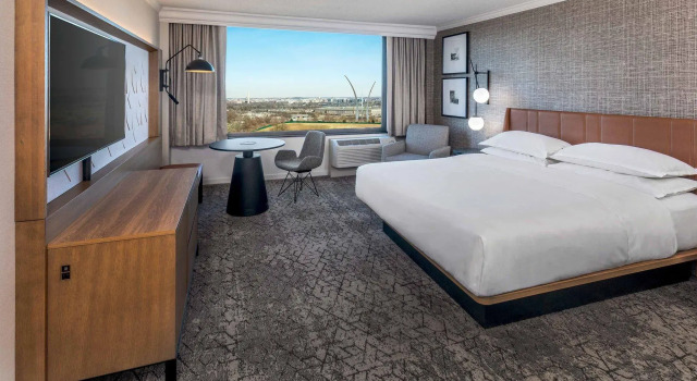 Двухместный номер Deluxe Sheraton Pentagon City