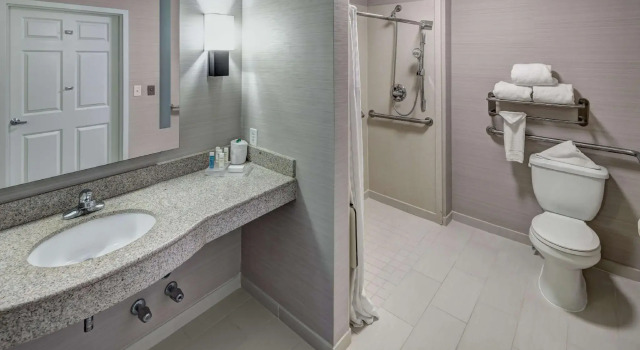 Шестиместный номер Standard Homewood Suites by Hilton Mahwah