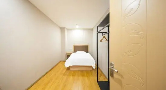 Двухместный люкс Superior GreenTree Inn Tianjin Xiqing Development Zone Renrenle Square Express Hotel