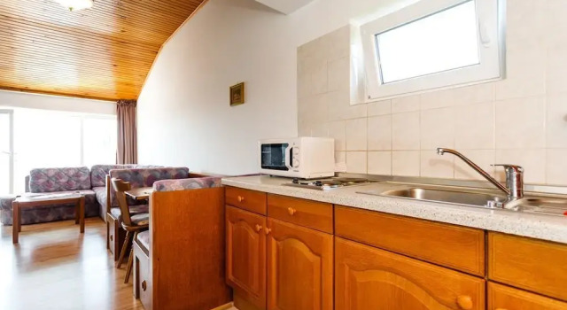 Апартаменты с балконом и с видом на море Apartment Gordana
