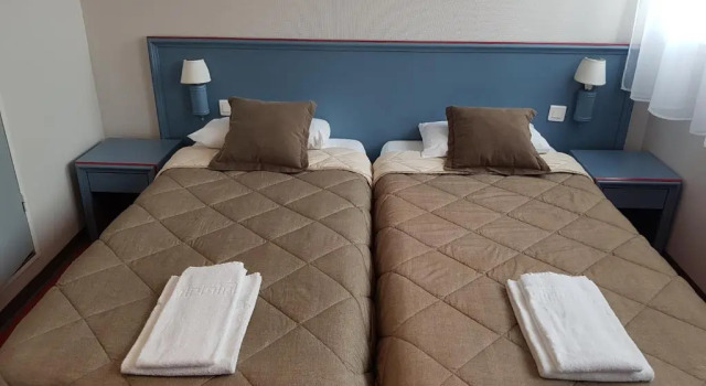 Двухместный номер Standard LOGIS - Hôtel & Restaurant le Grand Terre