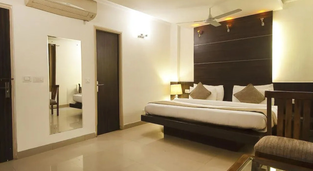 Airport Hotel De Aura, Забронировать Отель Отели Нью-Дели с завтраком, Завтраки