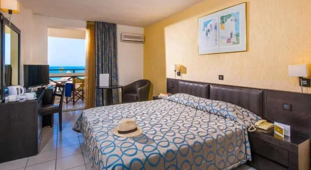 Номер Standard с балконом Hersonissos Palace