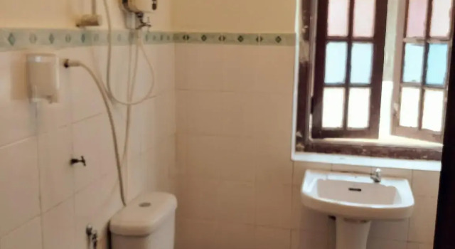 Кровать в общем номере Cintamani Travellers Lodge