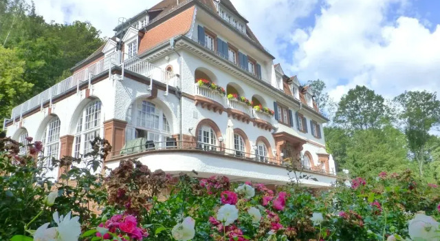 Jugendstilhotel Trifels, Забронировать Отель Аннвайлер-ам-Трифельс Пфальцский Лес, рядом с Замок Трифельс