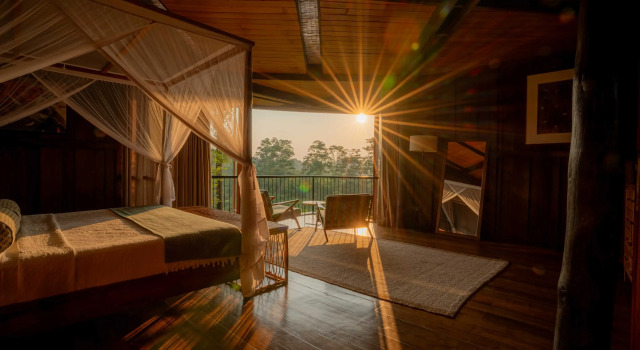 Люкс Deluxe Trebartha East The Round House