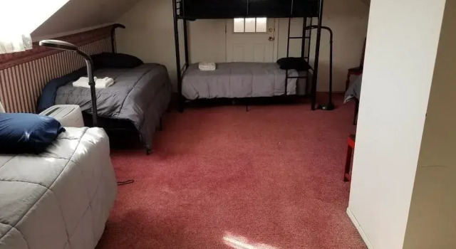 Hamtramck Hostel, Rezervovat Hostel Highland Park Michigan